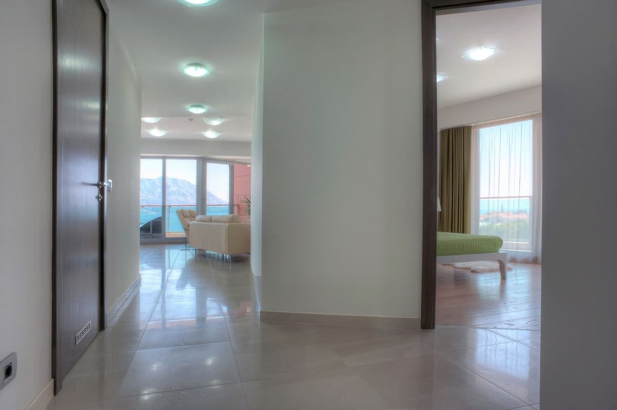 TQ Plaza, Budva, Mediteranska-Straße, Budva — Foto 11 von 14