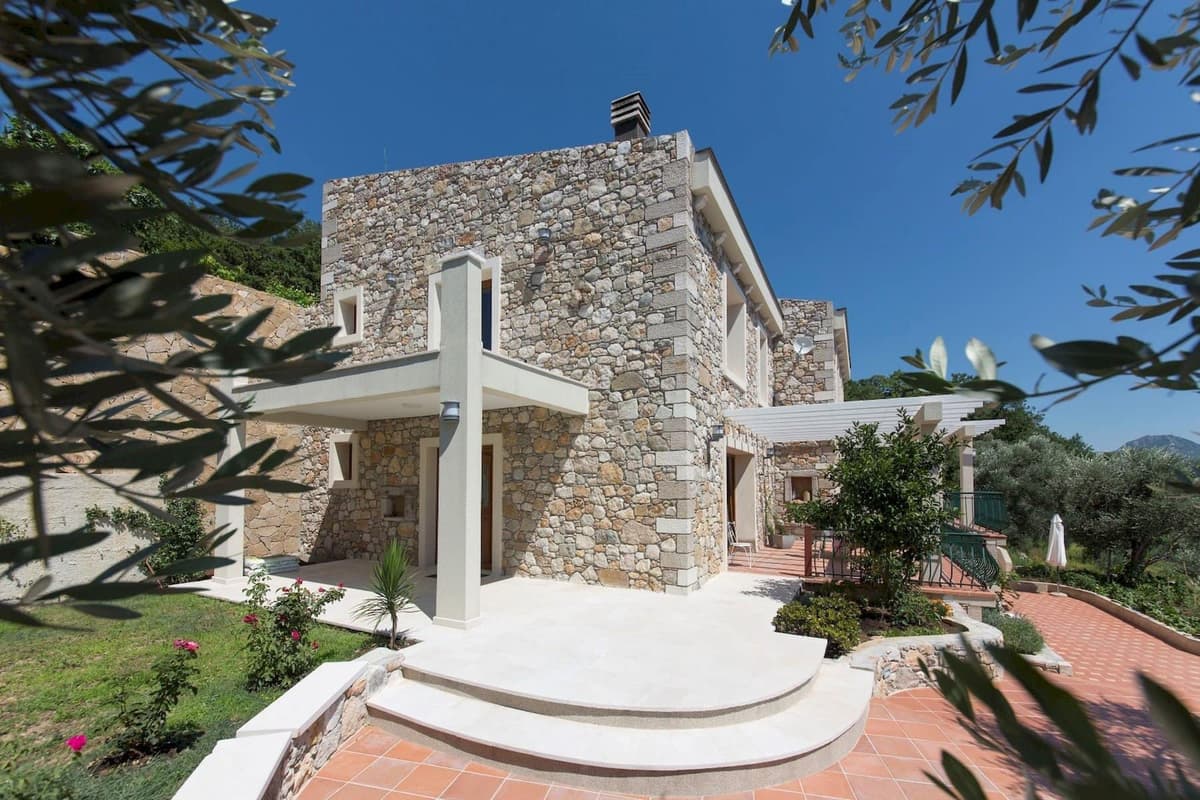 Buljarica taş villa, Budva, Budva, Buljarica — 41 fotoğraftan 9.