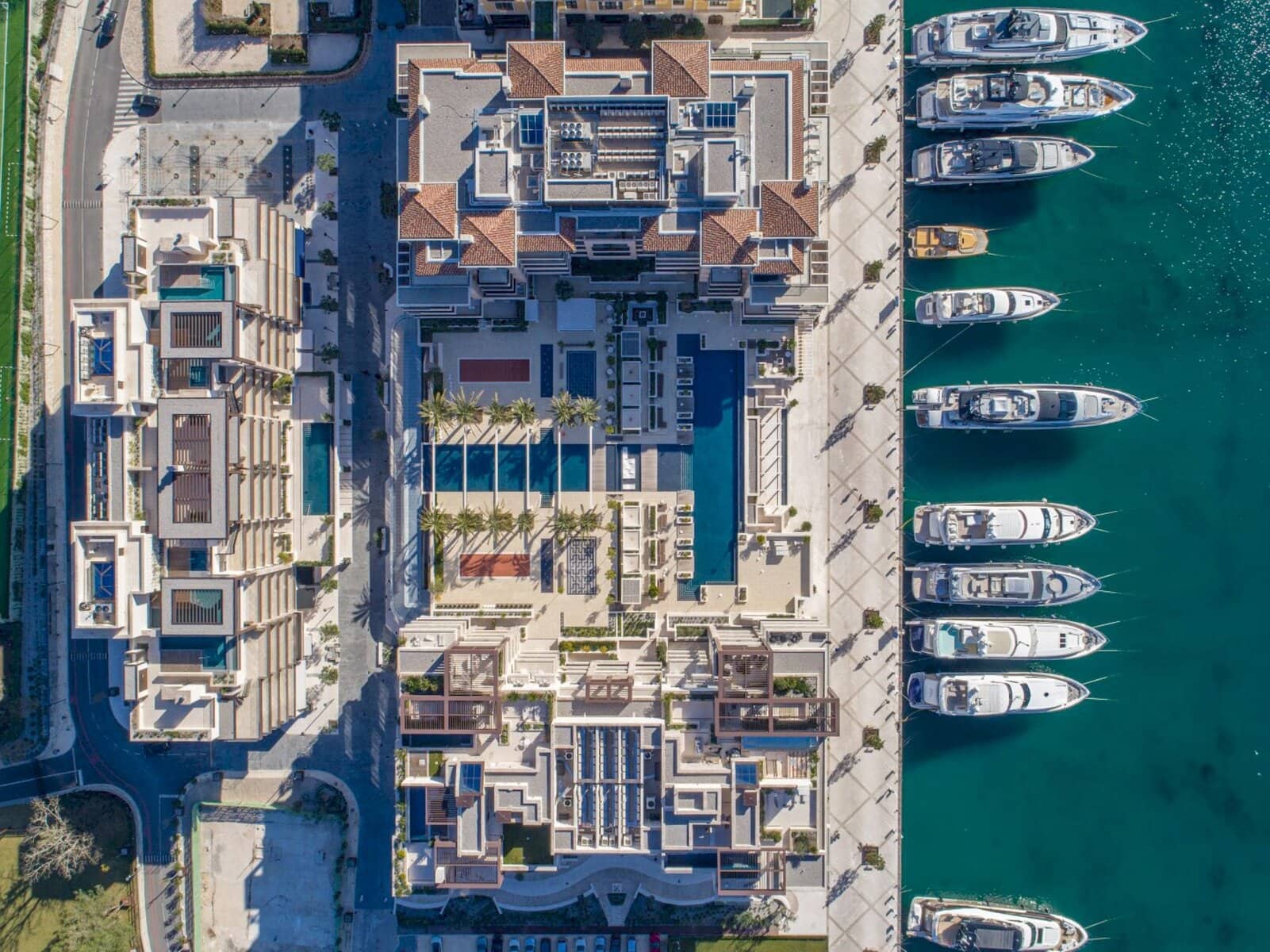 Deniz kenarında üç yatak odalı daire, Baia, Porto Montenegro, Tivat — 30 fotoğraftan 30.
