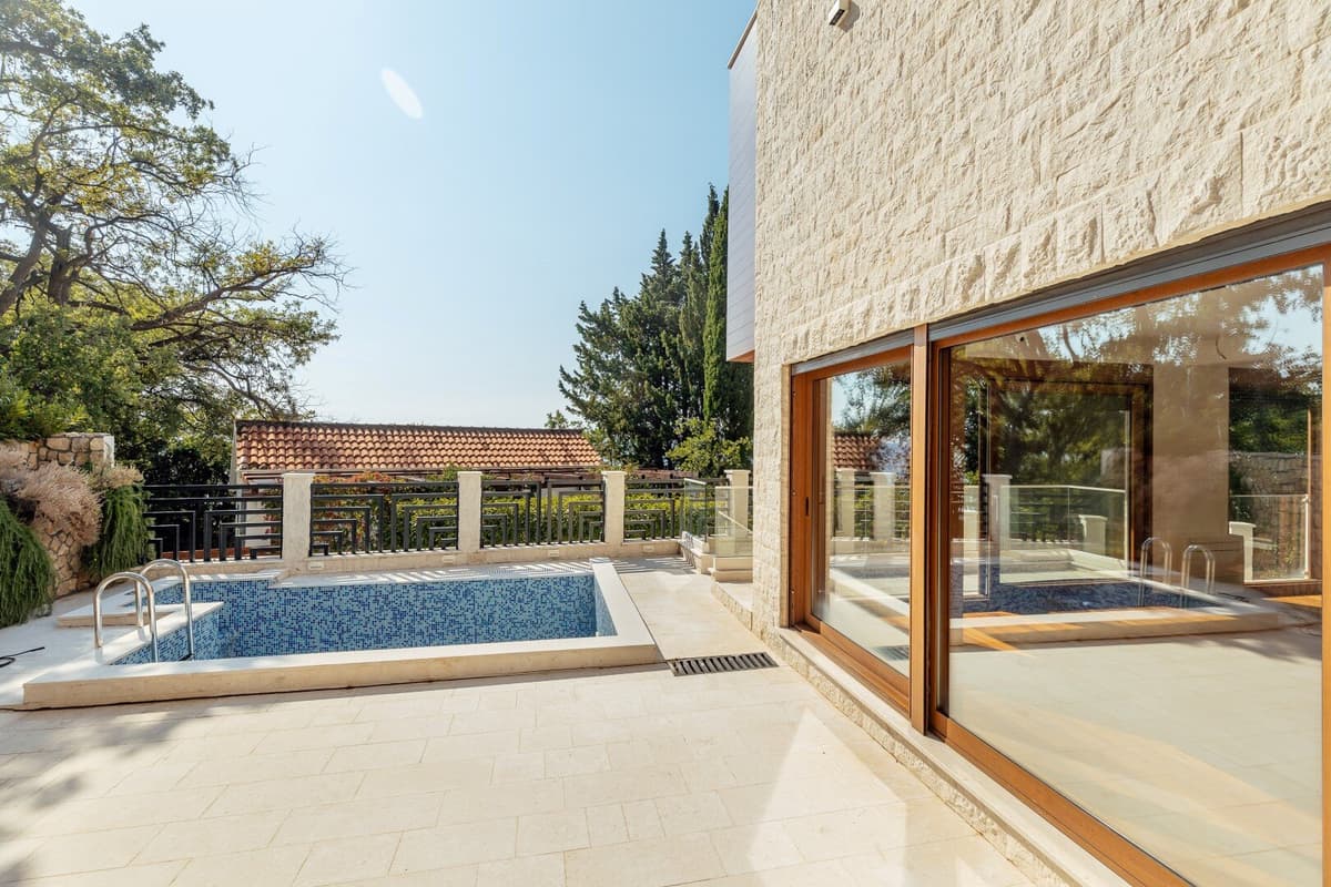 Perazica Do'da Denize Sıfır Villa, Budva, Perazica Do — 40 fotoğraftan 8.