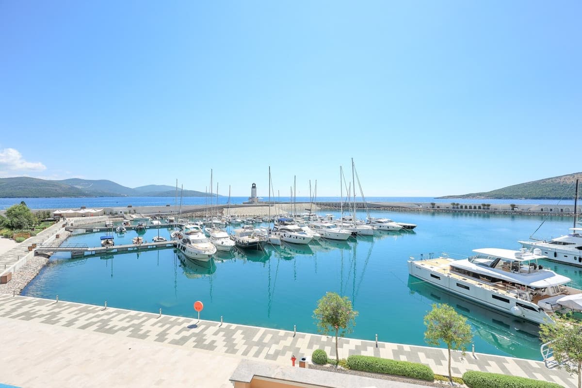 Продажа квартиры Kamelia I | Lustica Bay, Тиват, залив Луштица — фото 3 из 15