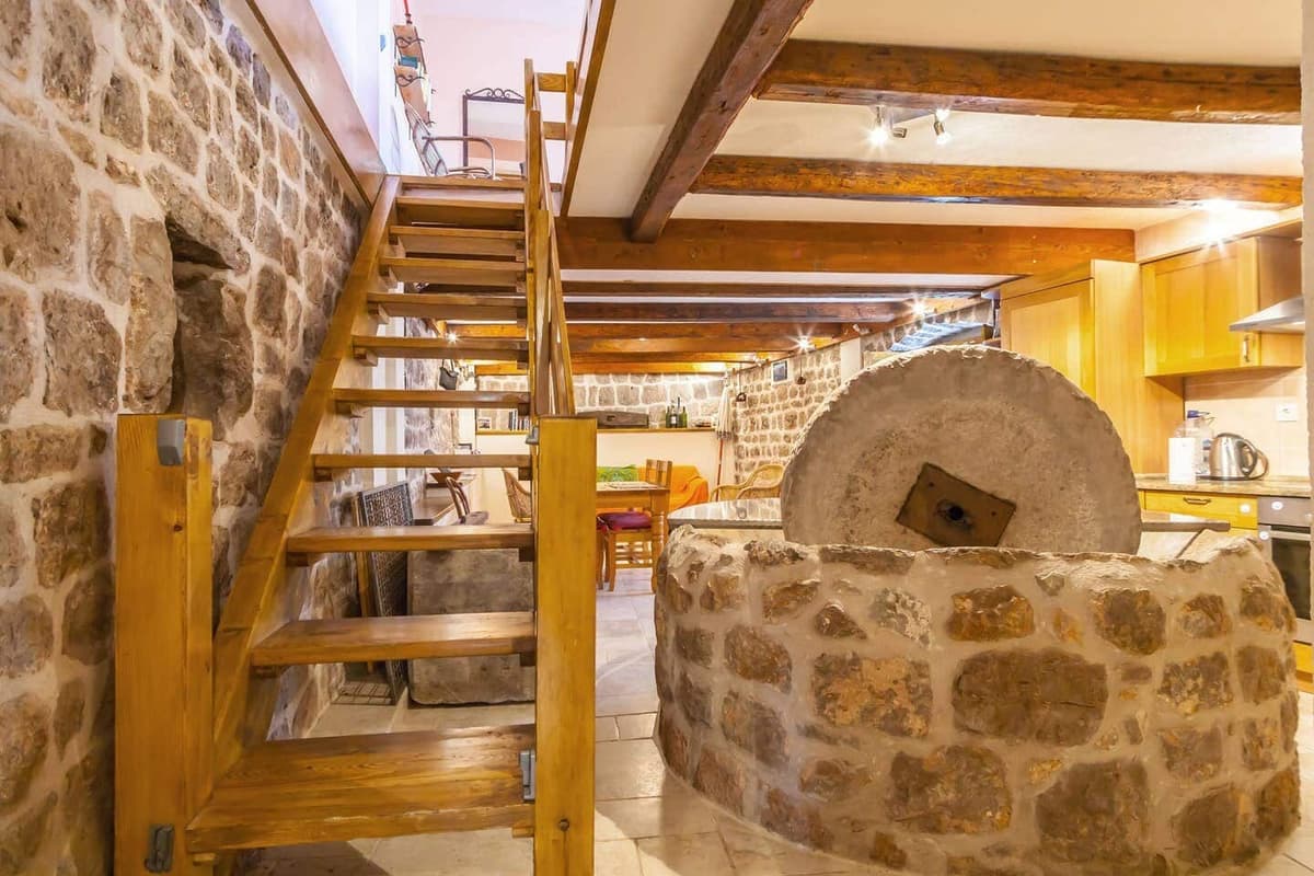 Otantik taş ev, Lustica, Lustica, Tivat — 15 fotoğraftan 7.