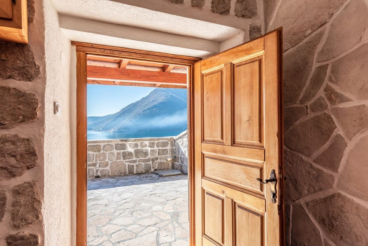 Perast İki Yatak Odalı Daire, Kotor, Perast — 19 fotoğraftan 15.
