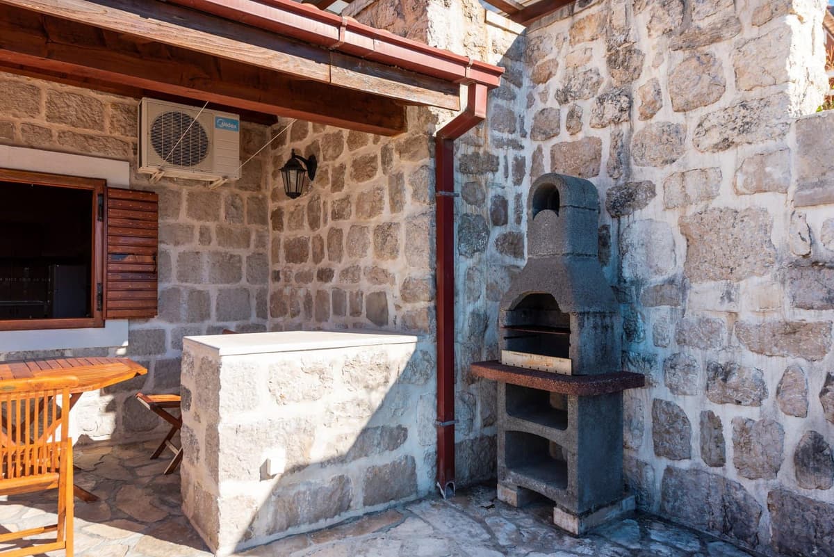Perast İki Yatak Odalı Daire, Kotor, Perast — 19 fotoğraftan 19.