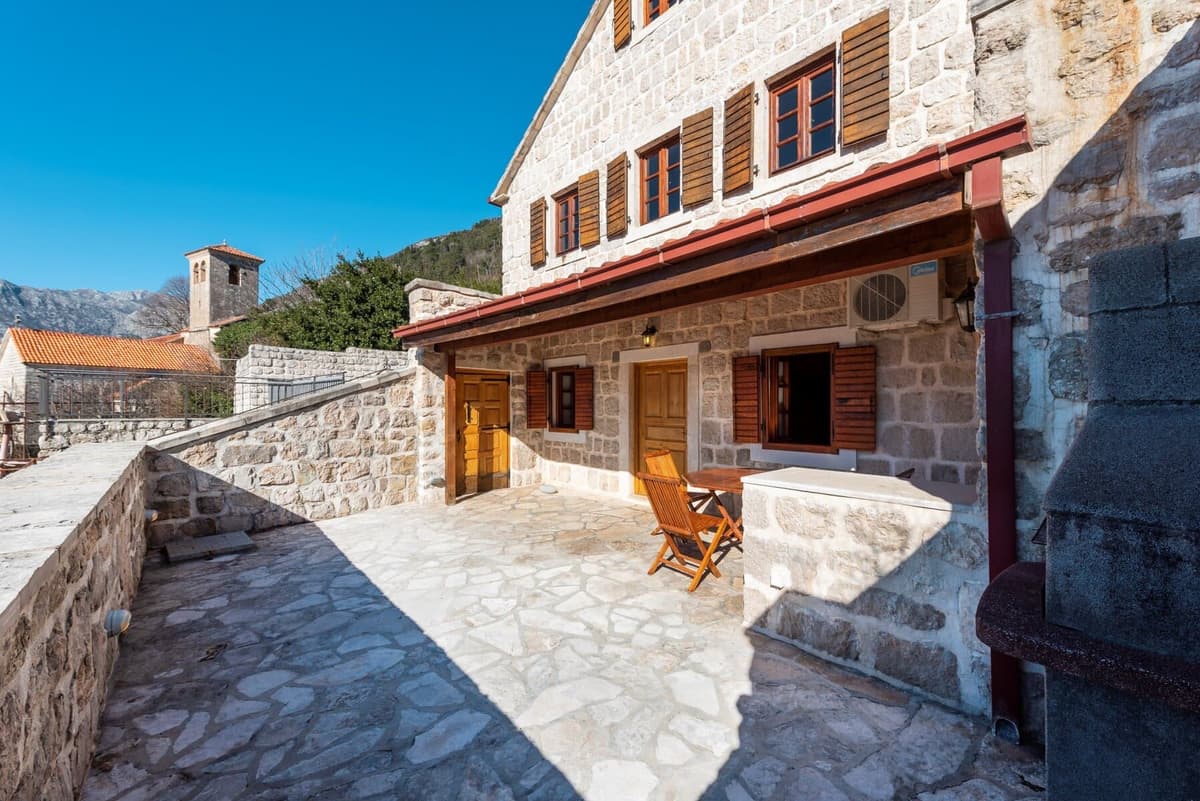 Perast İki Yatak Odalı Daire, Kotor, Perast — 19 fotoğraftan 2.