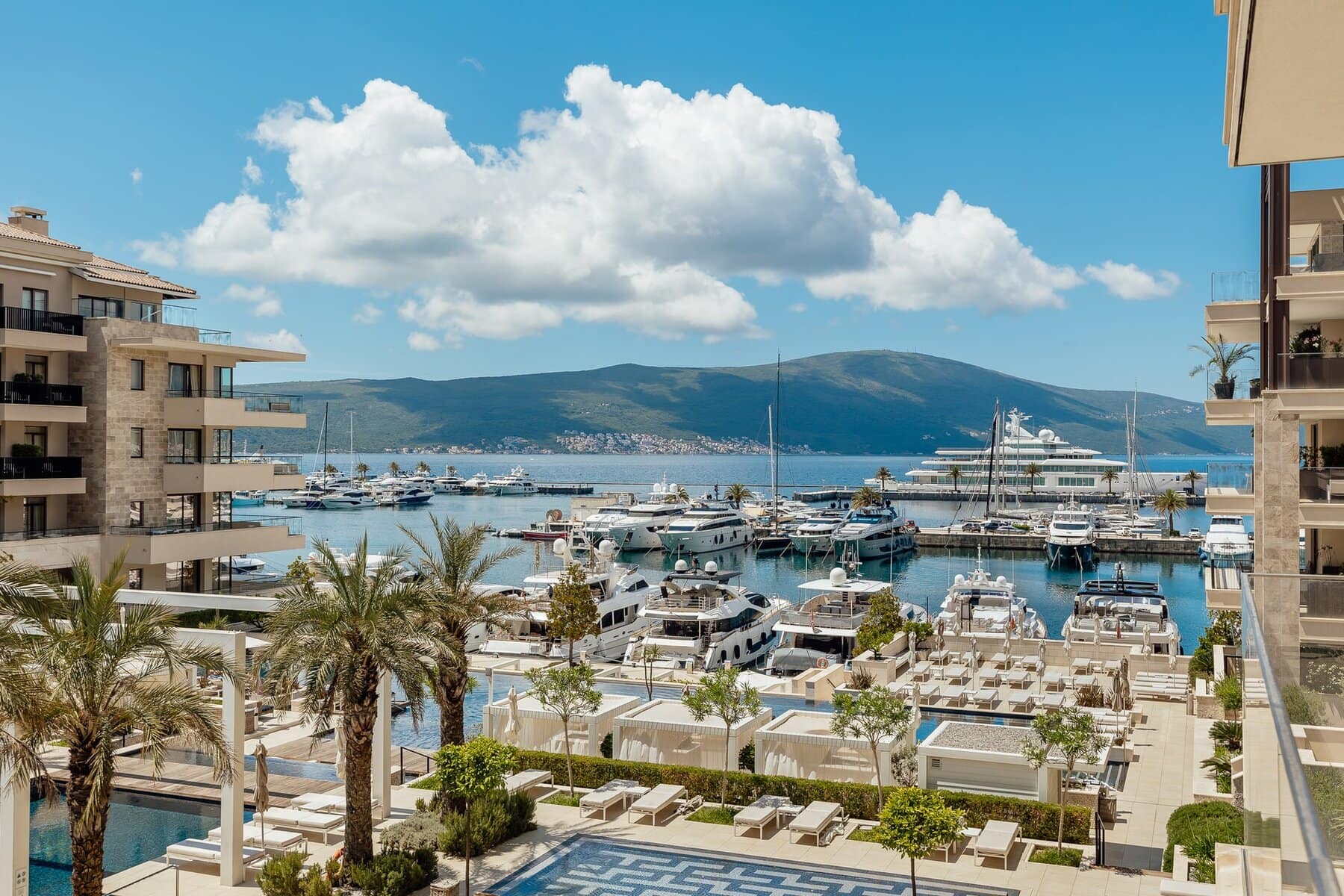 Baia 2bdr Deniz Manzaralı Daire, Tivat, Porto Montenegro — 19 fotoğraftan 1.