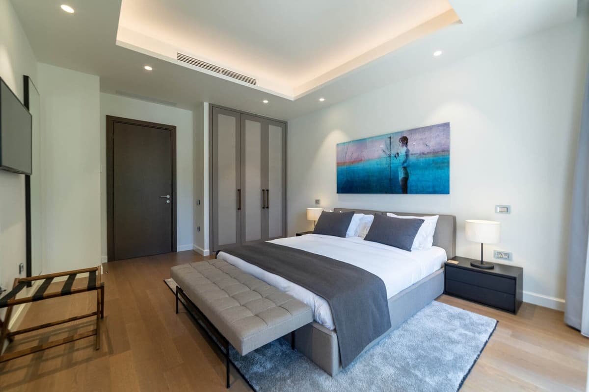 Lüks mobilyalı 1 yatak odalı daire, Herceg Novi, Portonovi — 19 fotoğraftan 13.