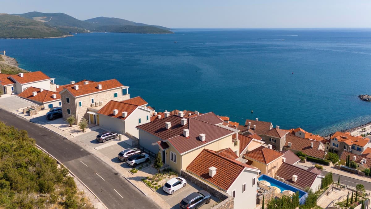 Stan sa dvije spavaće sobe i pogledom na more, Luštica Bay, Tivat, Luštica Bay — fotografija 1 od 18