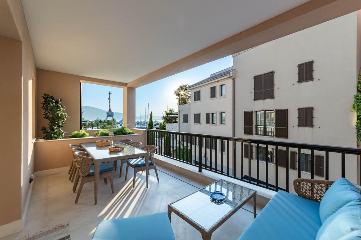 Дизайнерские апартаменты 3bdr Apartment Teuta, Тиват, Порто Черногория — фото 11 из 27