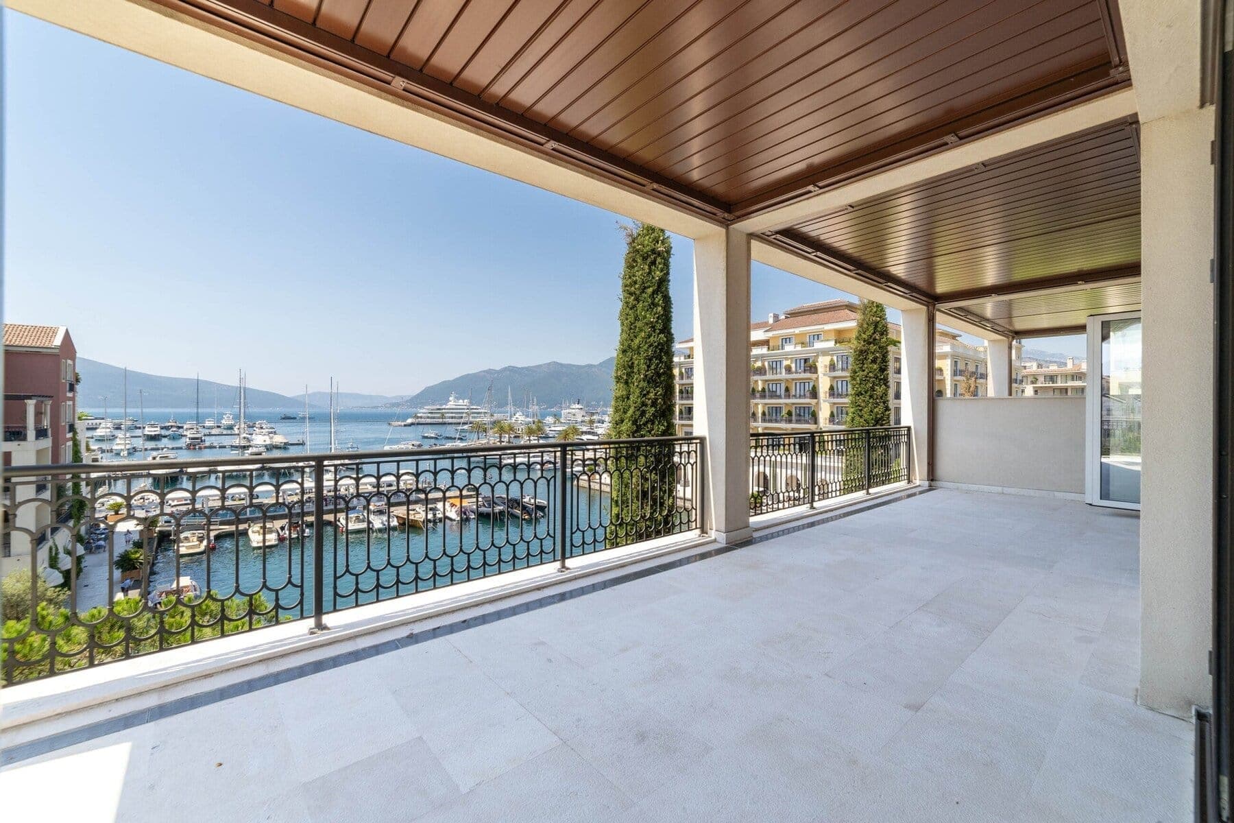 Tara 3bdr Waterfront Daire, Tivat, Porto Montenegro — 23 fotoğraftan 3.