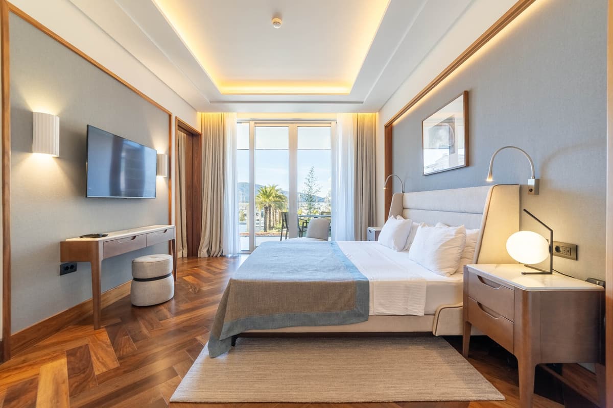 Elena Deniz Manzaralı 1bdr Daire, Tivat, Porto Montenegro — 18 fotoğraftan 11.