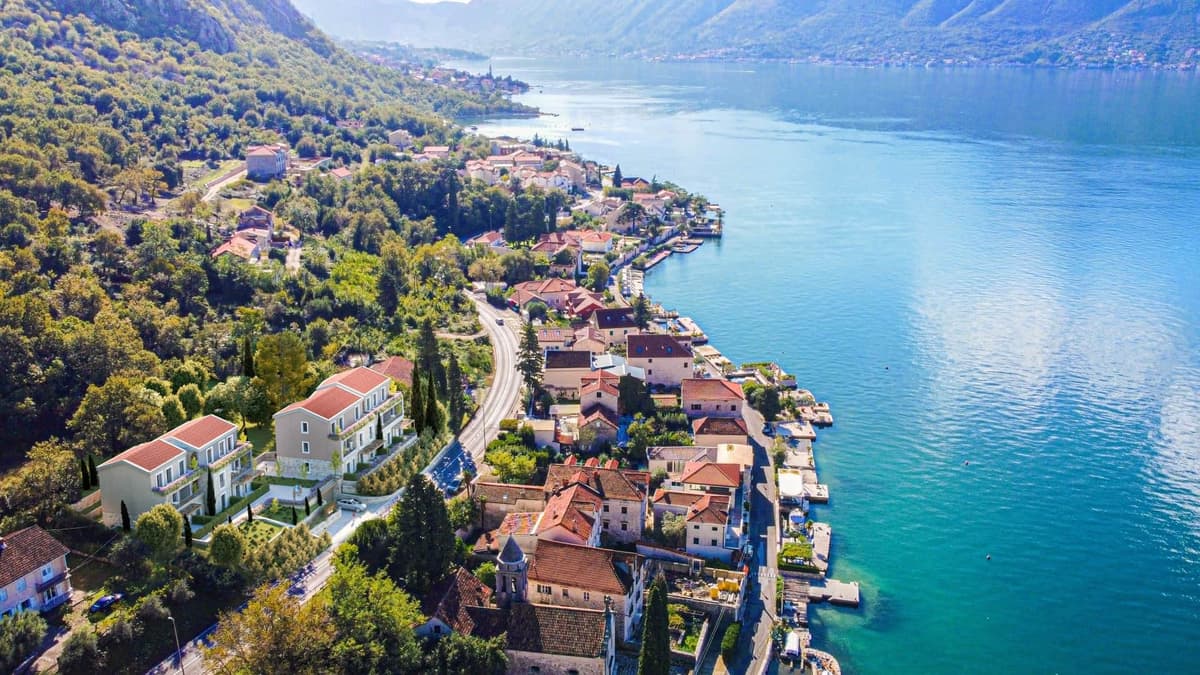 Lüks Konut Kompleksi Ljuta, Kotor, Ljuta — 7 fotoğraftan 2.