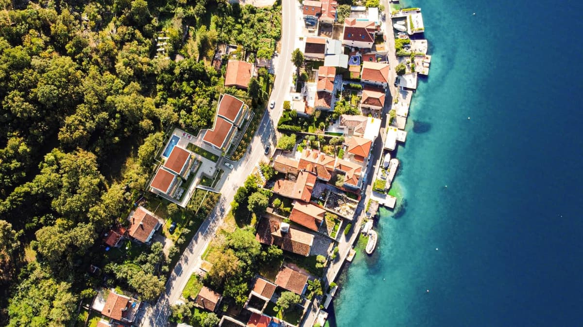 Lüks Konut Kompleksi Ljuta, Kotor, Ljuta — 7 fotoğraftan 7.