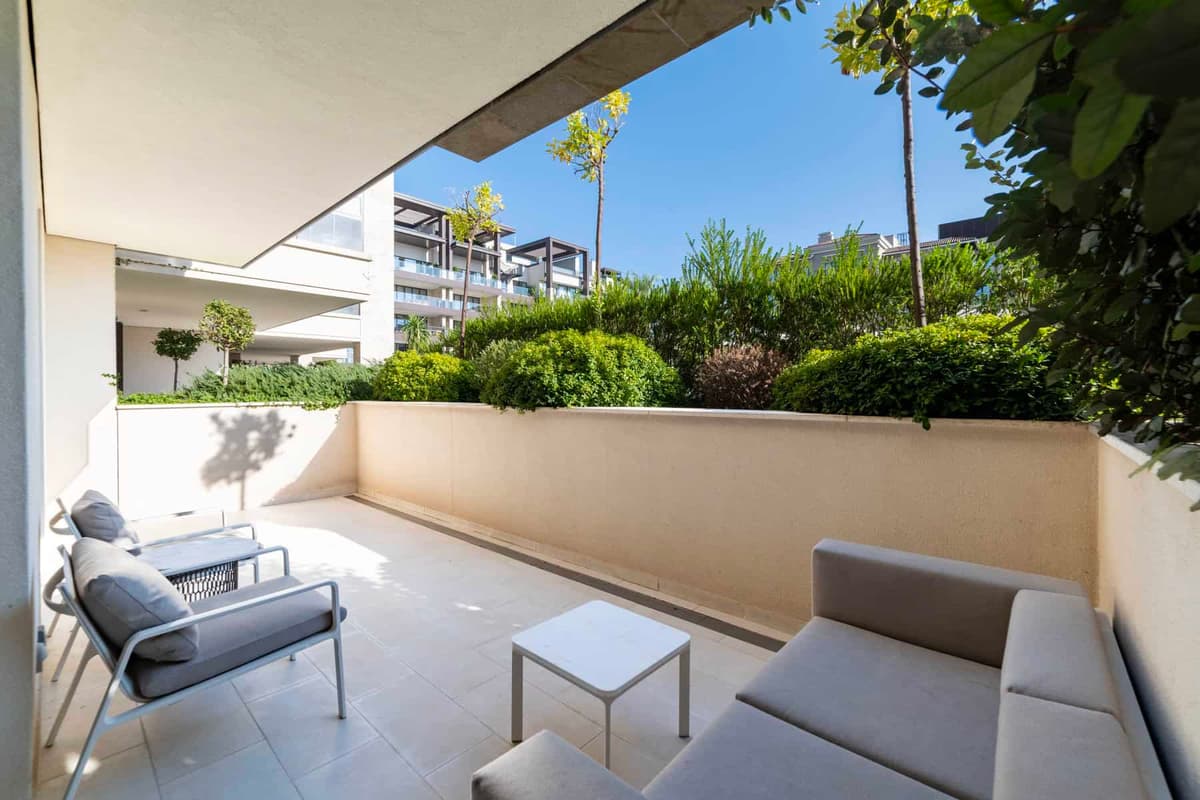 Baia 1bdr Havuz Kenarı Daire, Tivat, Porto Montenegro — 13 fotoğraftan 12.