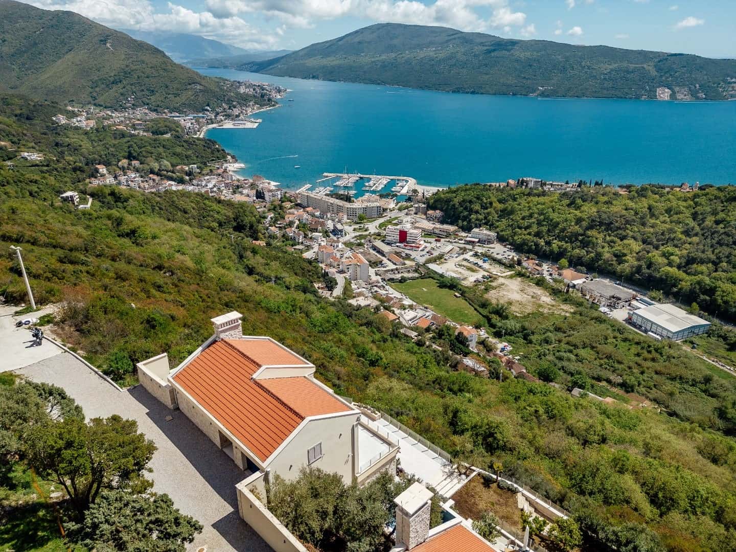 Роскошная вилла Podi с 3 спальнями, Герцег-Нови, Поди — фото 2 из 21
