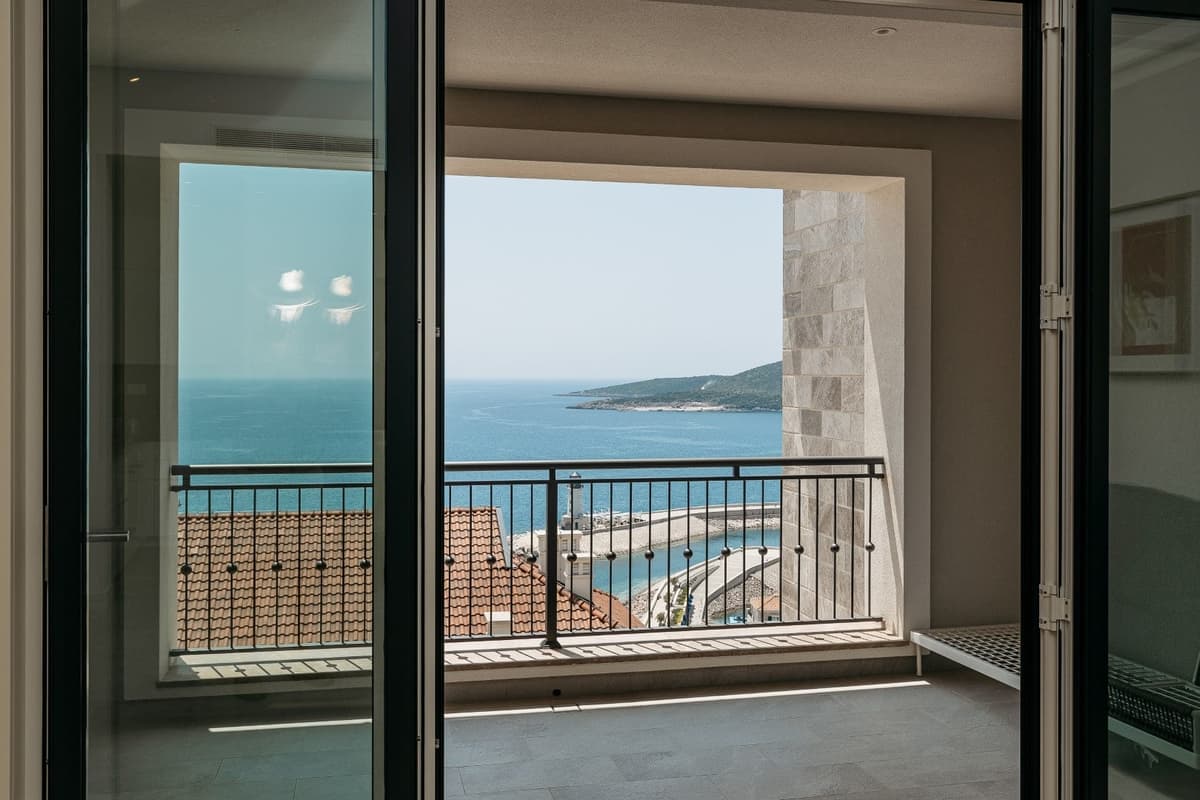 Lustica Bay 1bdr Deniz Manzaralı Daire, Tivat, Lustica Bay — 14 fotoğraftan 9.