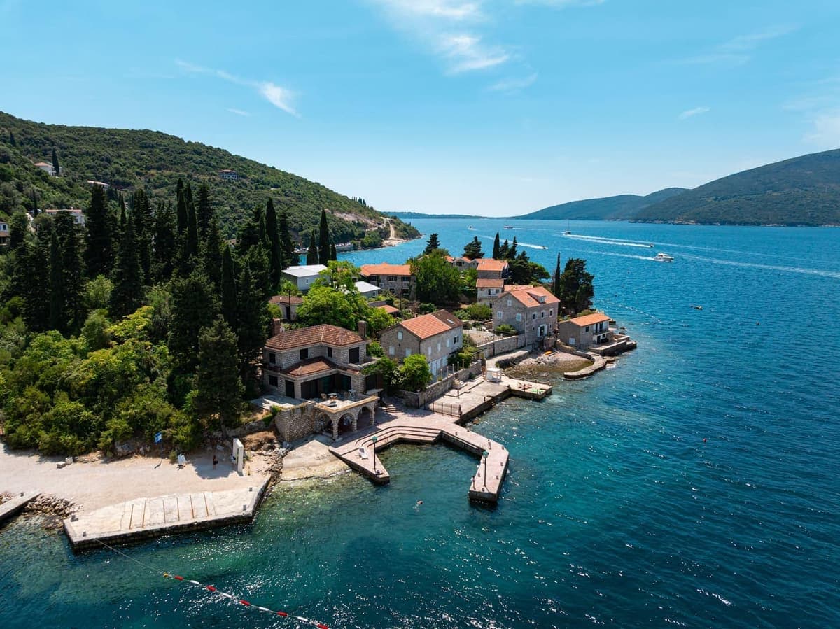 Otantik Su Kenarı Taş Villa, Rose, Herceg Novi, Rose — 12 fotoğraftan 11.