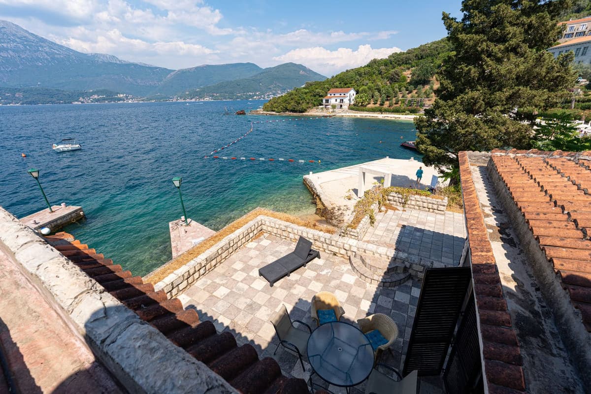 Otantik Su Kenarı Taş Villa, Rose, Herceg Novi, Rose — 12 fotoğraftan 9.