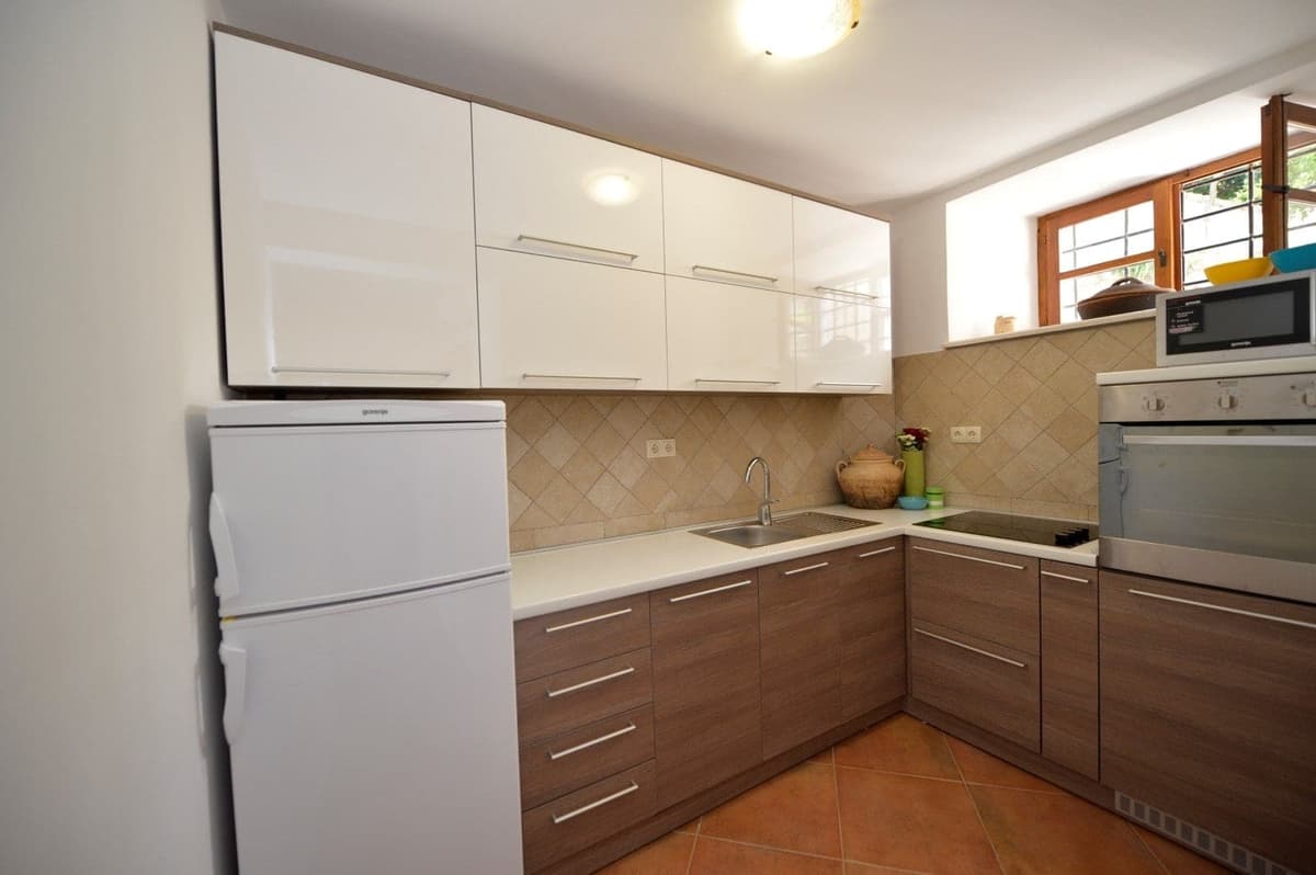 Tarihi taş villa Prcanj, Prcanj, Kotor — 21 fotoğraftan 11.