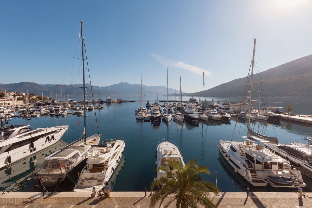 Апартаменты с 2 спальнями Portonovi Waterfront, Герцег-Нови, Портонови — фото 12 из 15