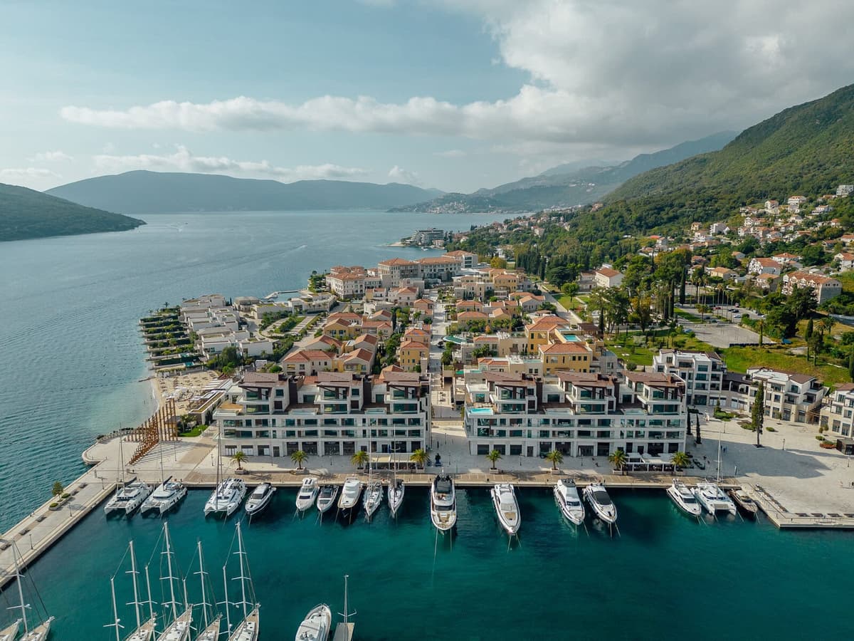 Апартаменты с 2 спальнями Portonovi Waterfront, Герцег-Нови, Портонови — фото 13 из 15