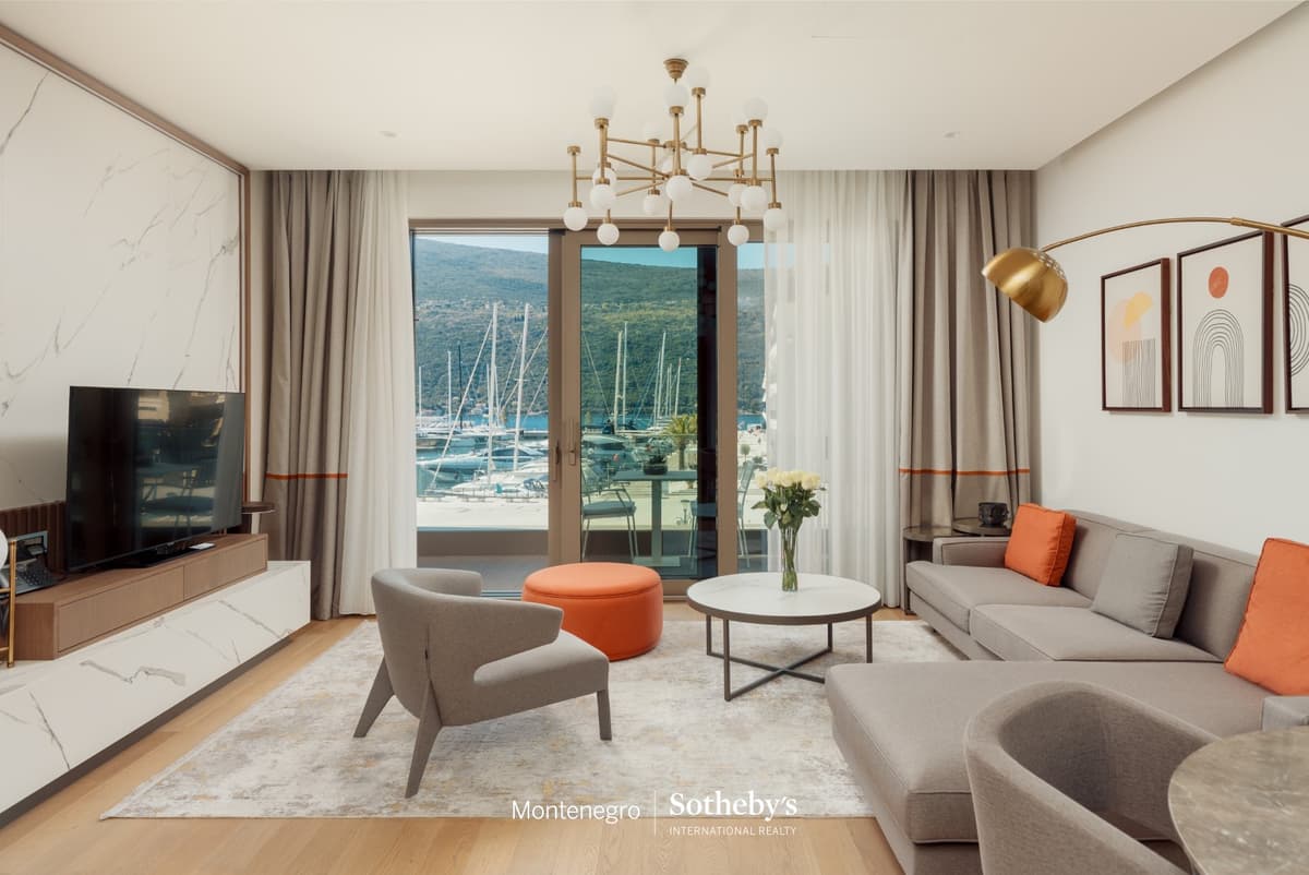 Portonovi Tek Yatak Odalı Marina Manzaralı Daire, Herceg Novi, Portonovi — 16 fotoğraftan 1.