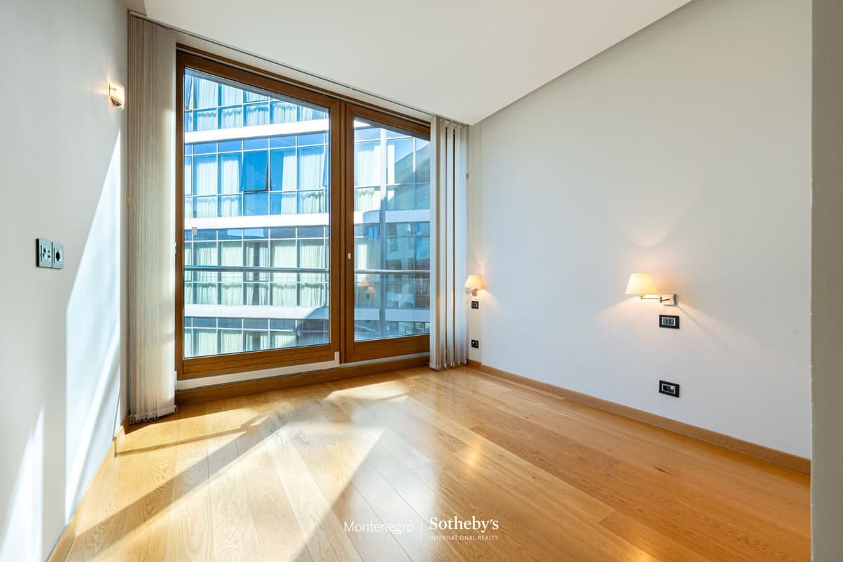 Capital Plaza Kiralık İki Yatak Odalı Daire, Podgorica, Capital Plaza — 18 fotoğraftan 14.