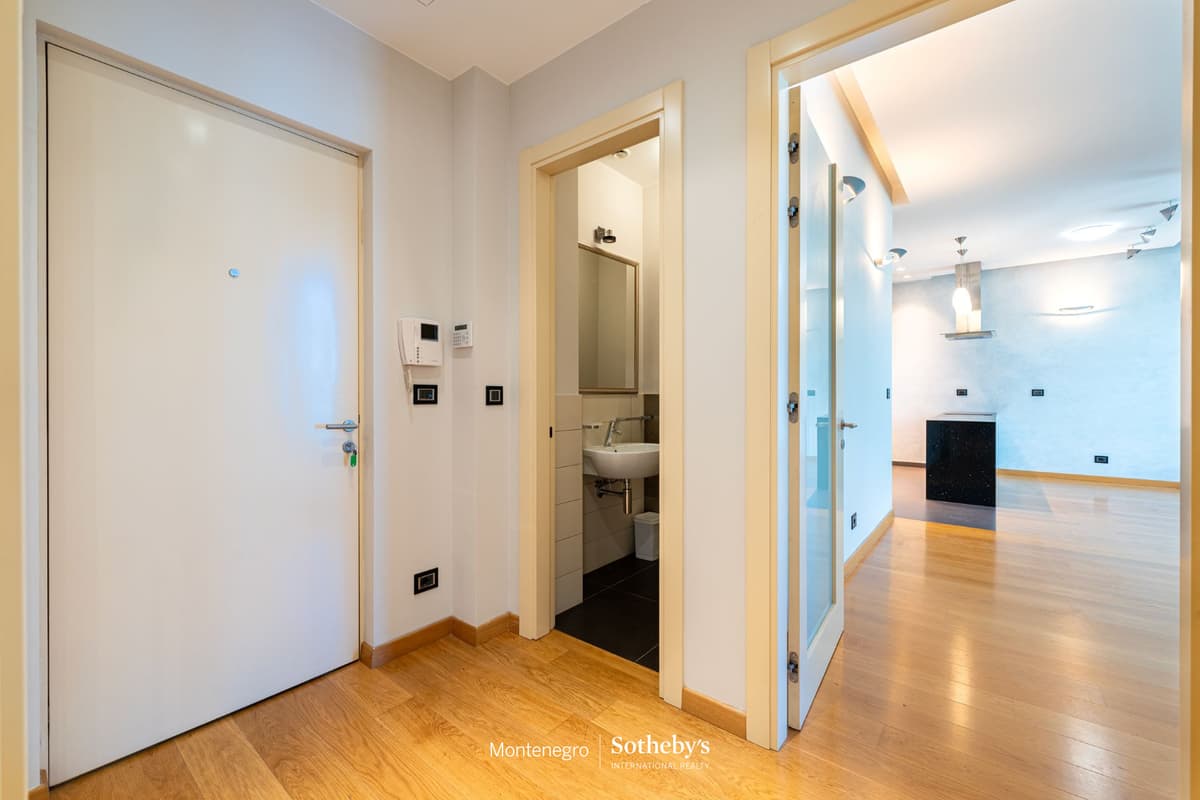 Capital Plaza Kiralık İki Yatak Odalı Daire, Podgorica, Capital Plaza — 18 fotoğraftan 7.
