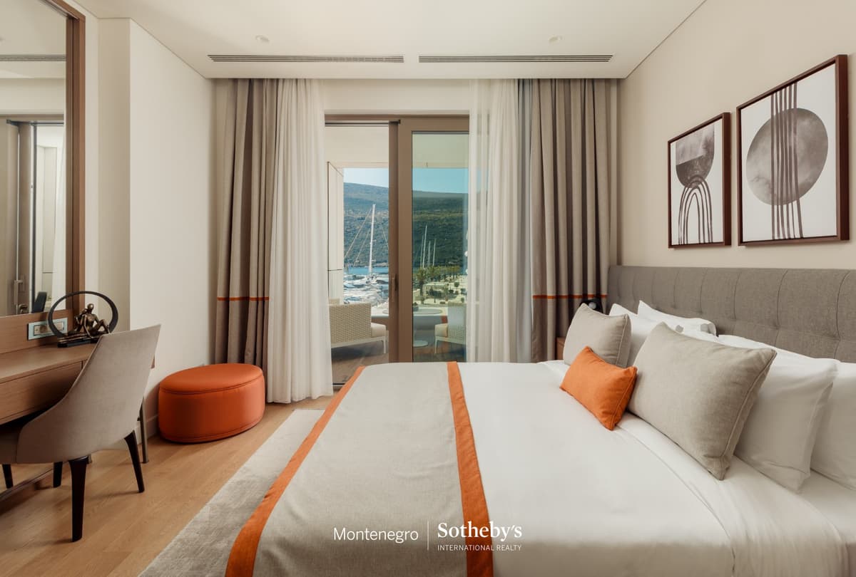 Portonovi Tek Yatak Odalı Marina Manzaralı Daire, Herceg Novi, Portonovi — 16 fotoğraftan 9.