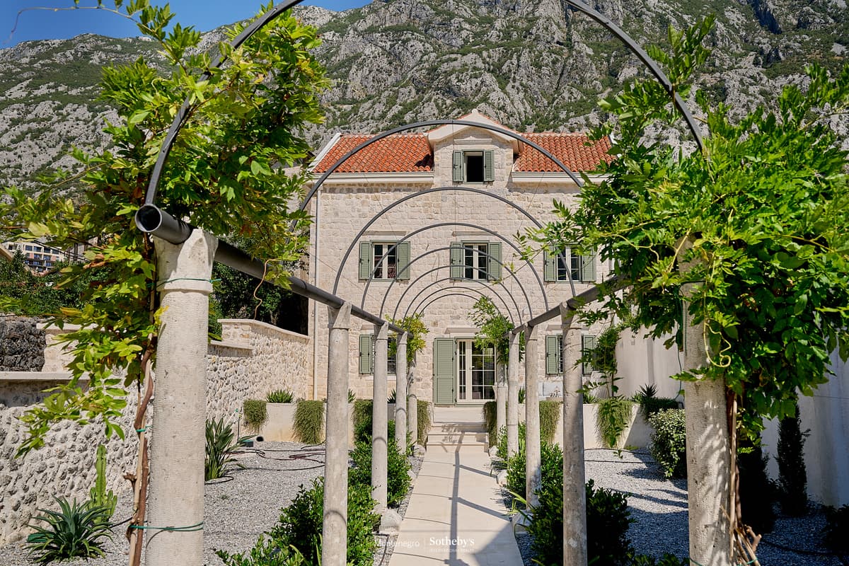 Dobrota Kiralık Aile Evi, Kotor, Dobrota — 44 fotoğraftan 1.