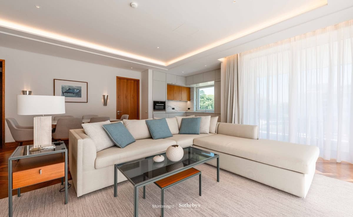 Luxury Two Bedroom Apartment Elena, Tivat, Porto Montenegro — photo 3 of 22