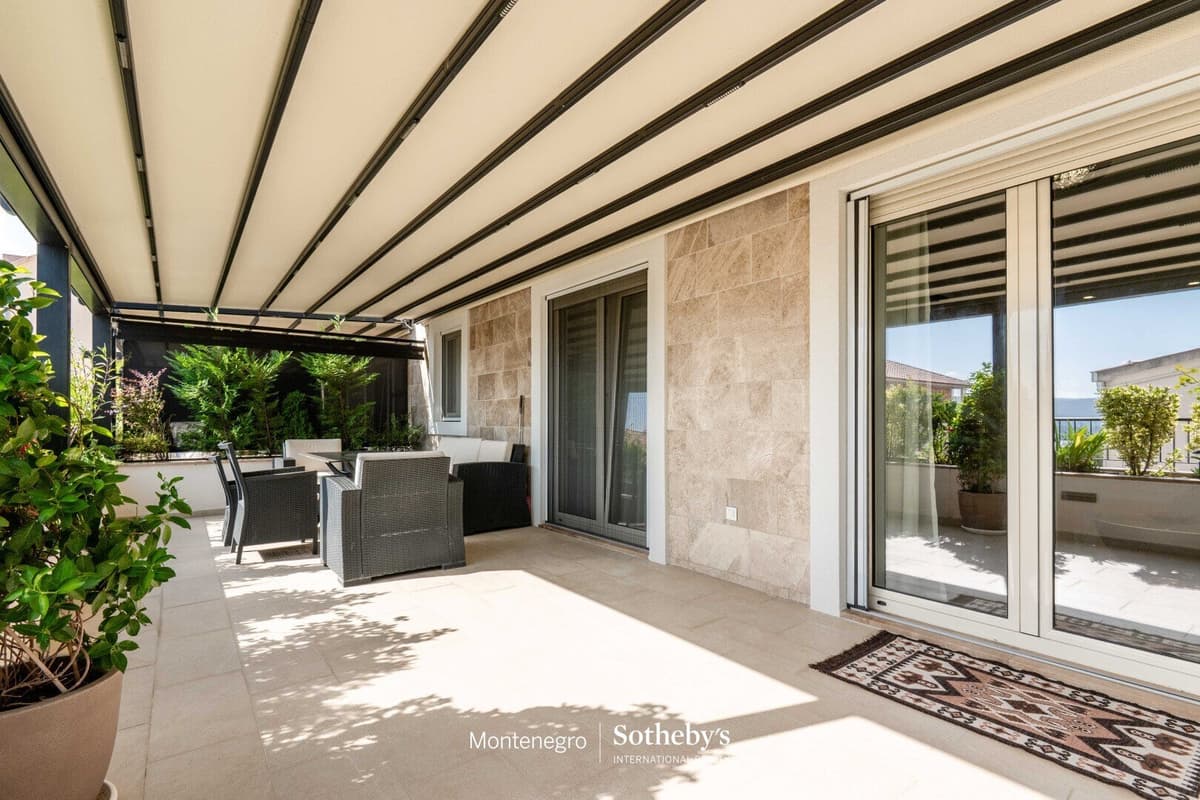 Furnished Two-Bedroom Apartment Tivat, Tivat, Kava — photo 16 of 21