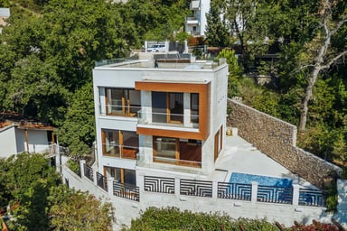 Villa am Strand in Perazica Do, Budva, Perazica Do