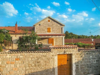 Authentisches Steinhaus, Lustica, Lustica, Tivat
