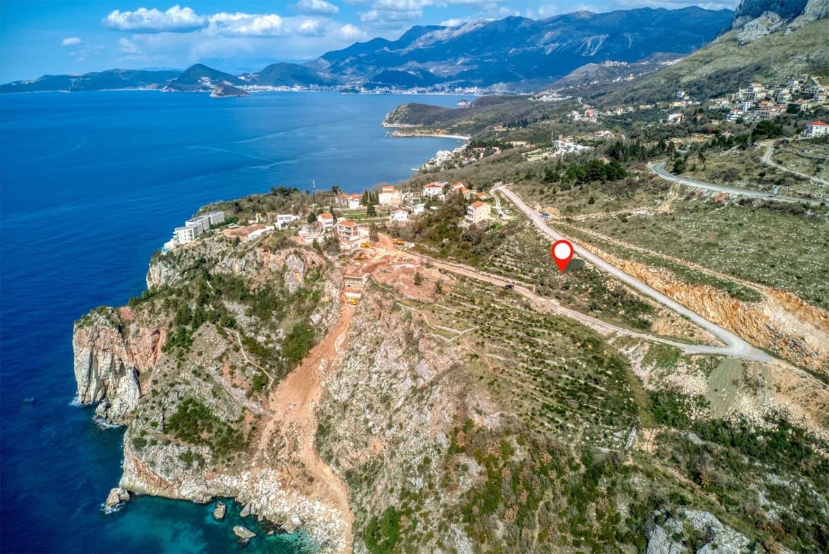 Urbanized land with panoramic sea views, Budva, Skocidjevojka