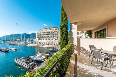 Wasserfront 1bdr Wohnung Tara, Tivat, Porto Montenegro