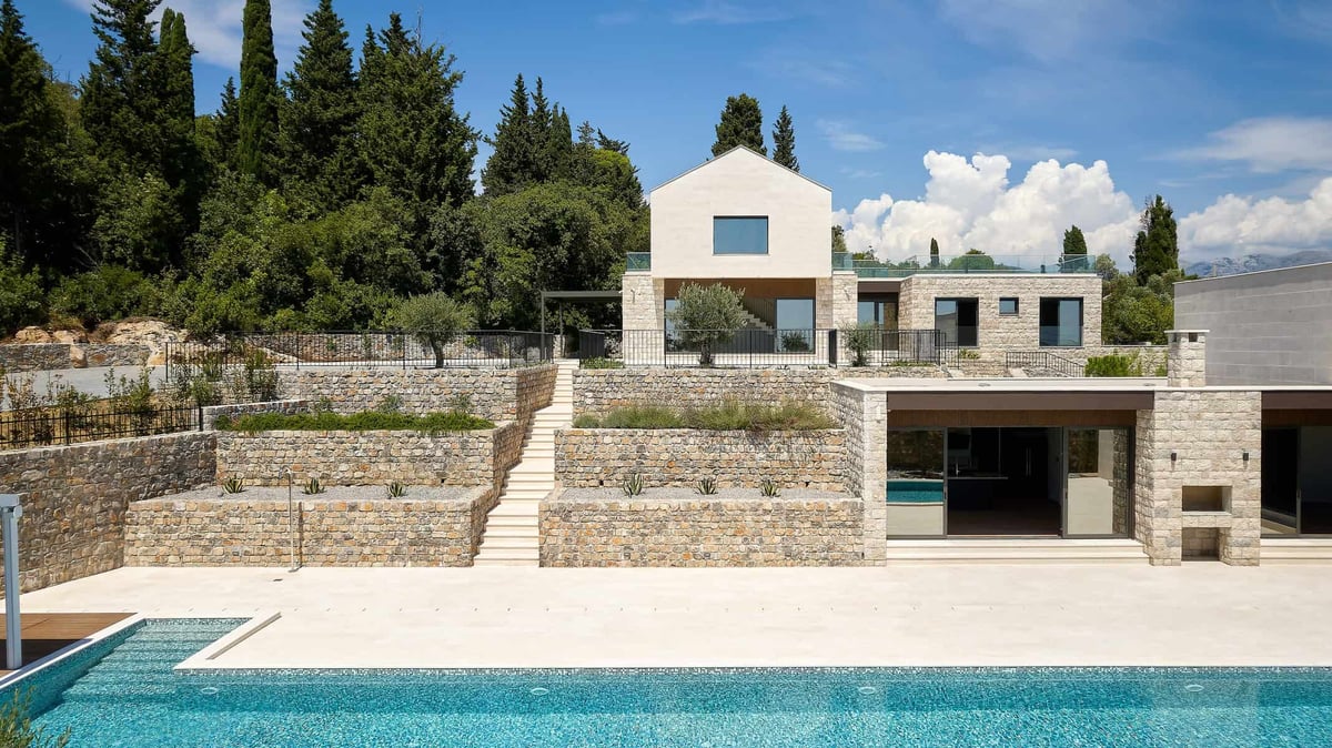 Djurasevici Villa Emlak, Tivat, Djurasevici