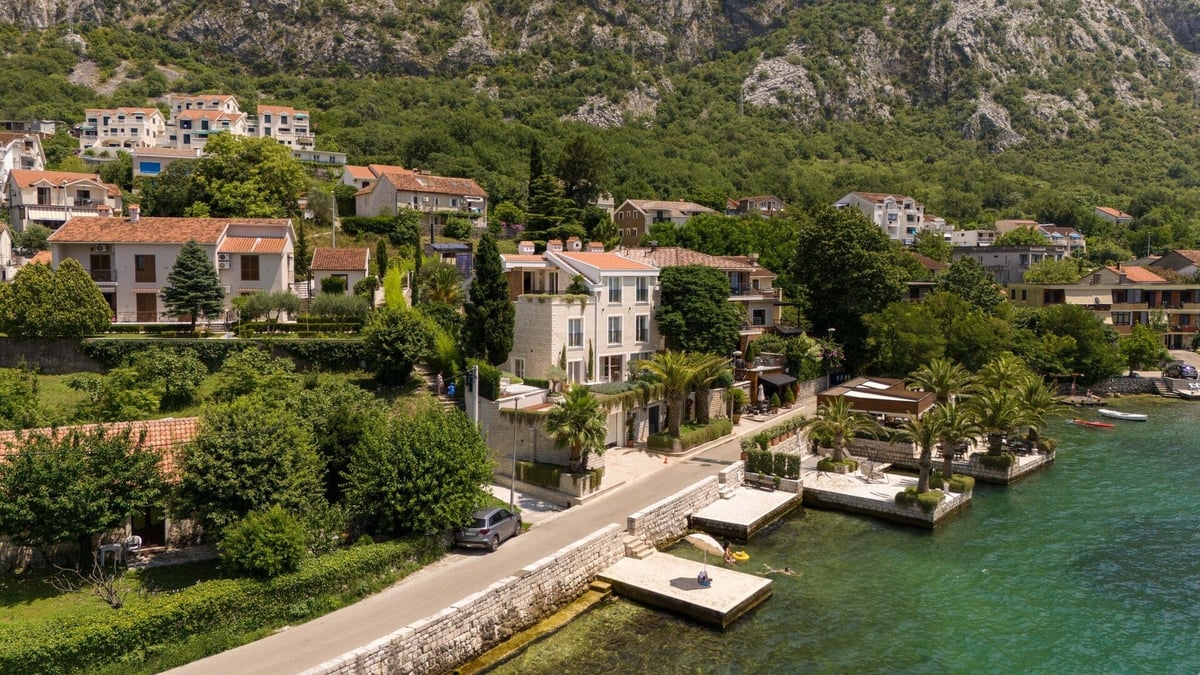 Villa Oasis, Kotor, Dobrota