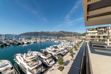 Waterfront Aqua 3 Schlafzimmer Apartment, Tivat, Porto Montenegro