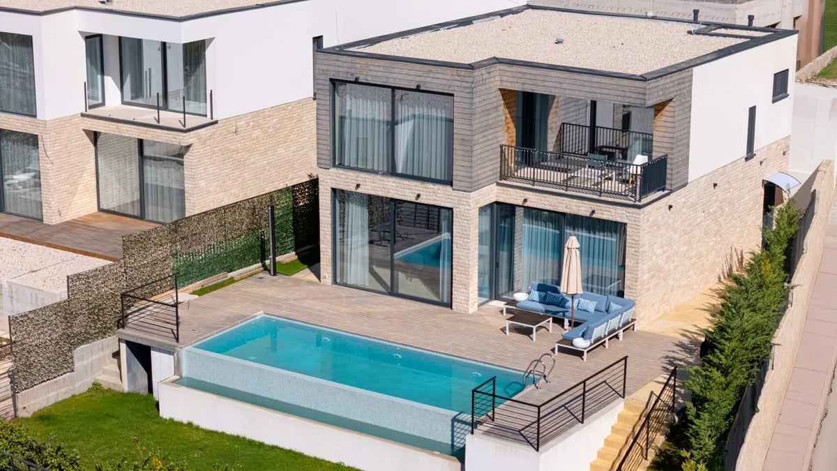 Mobilyalı 4 yatak odalı Villa Kavac, Kotor, Kavac