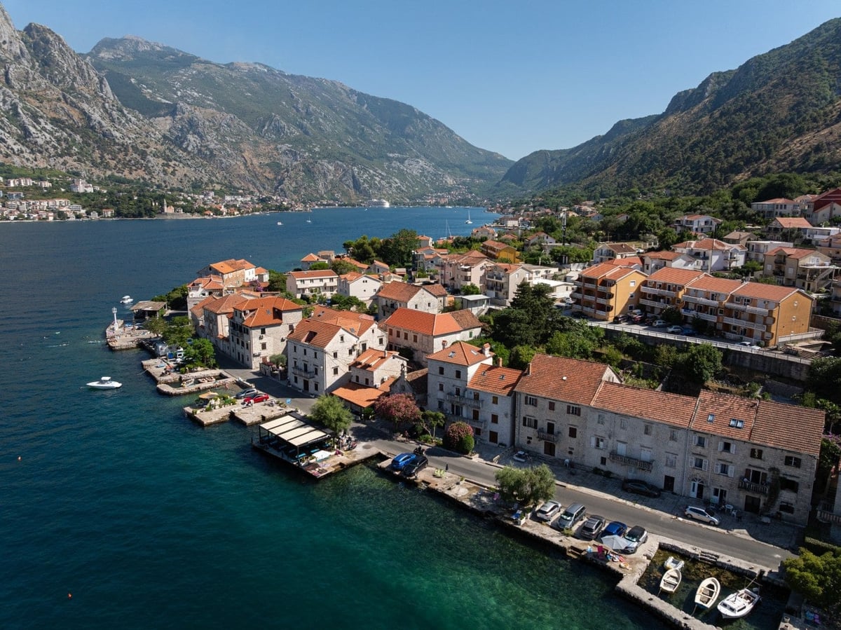 Tarihi taş villa Prcanj, Prcanj, Kotor