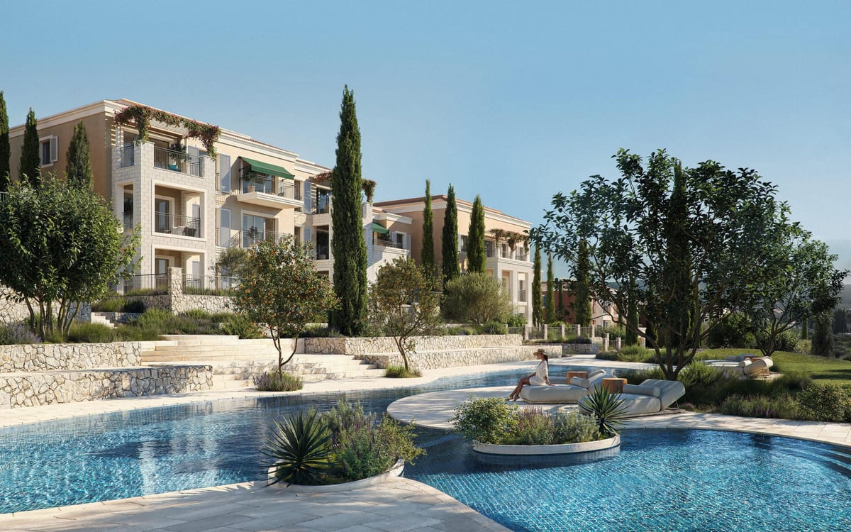 Современная однокомнатная квартира в комплексе Heights Residences, Тиват, залив Луштица