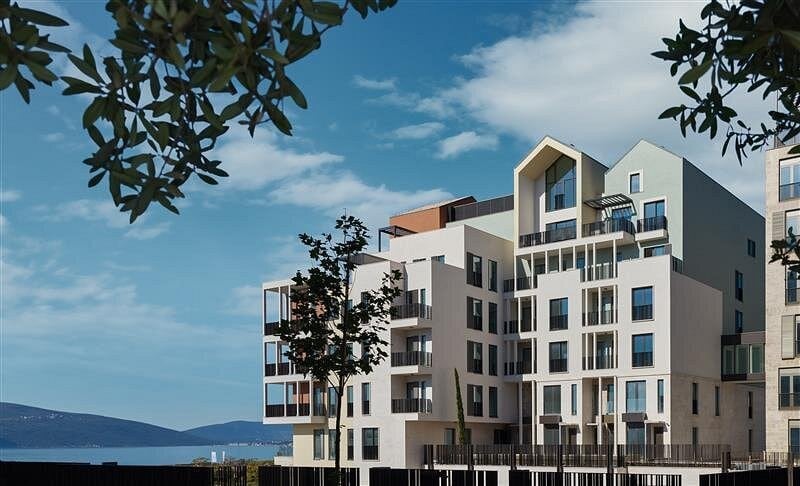 Апартаменты-студио с обслуживанием Boka Place, Тиват, Порто Черногория