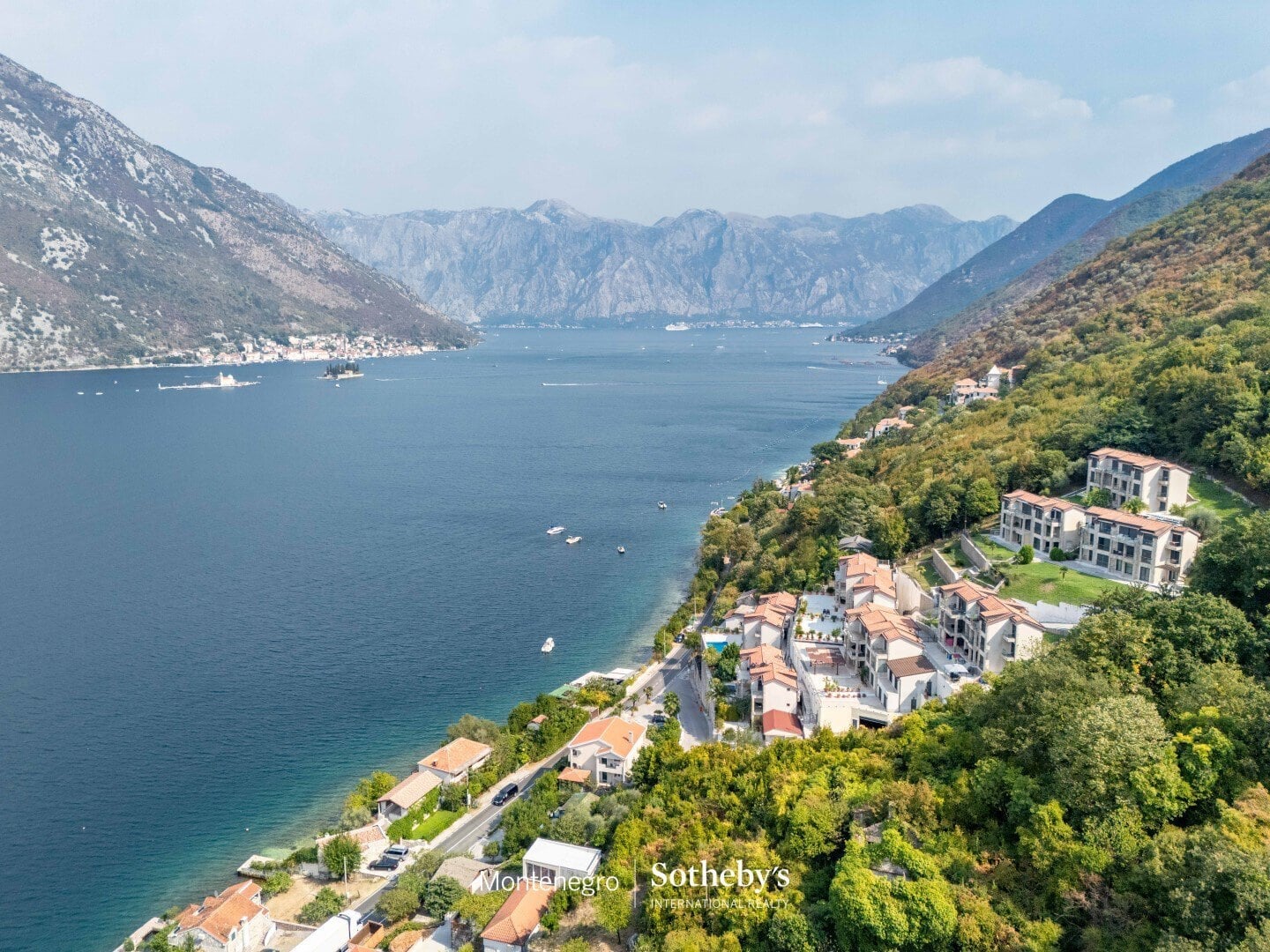 Stan sa dvije spavaće sobe i pogledom na more, Kostanjica, Kotor, Kostanjica