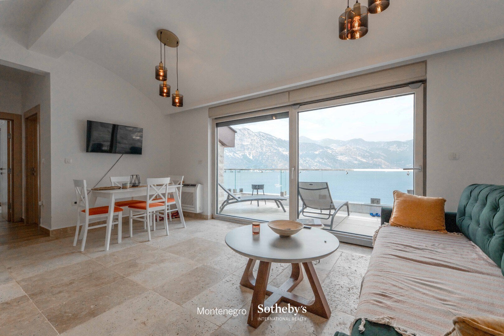 Kostanjica Two Bedroom Sea View Apartment, Kotor, Kostanjica