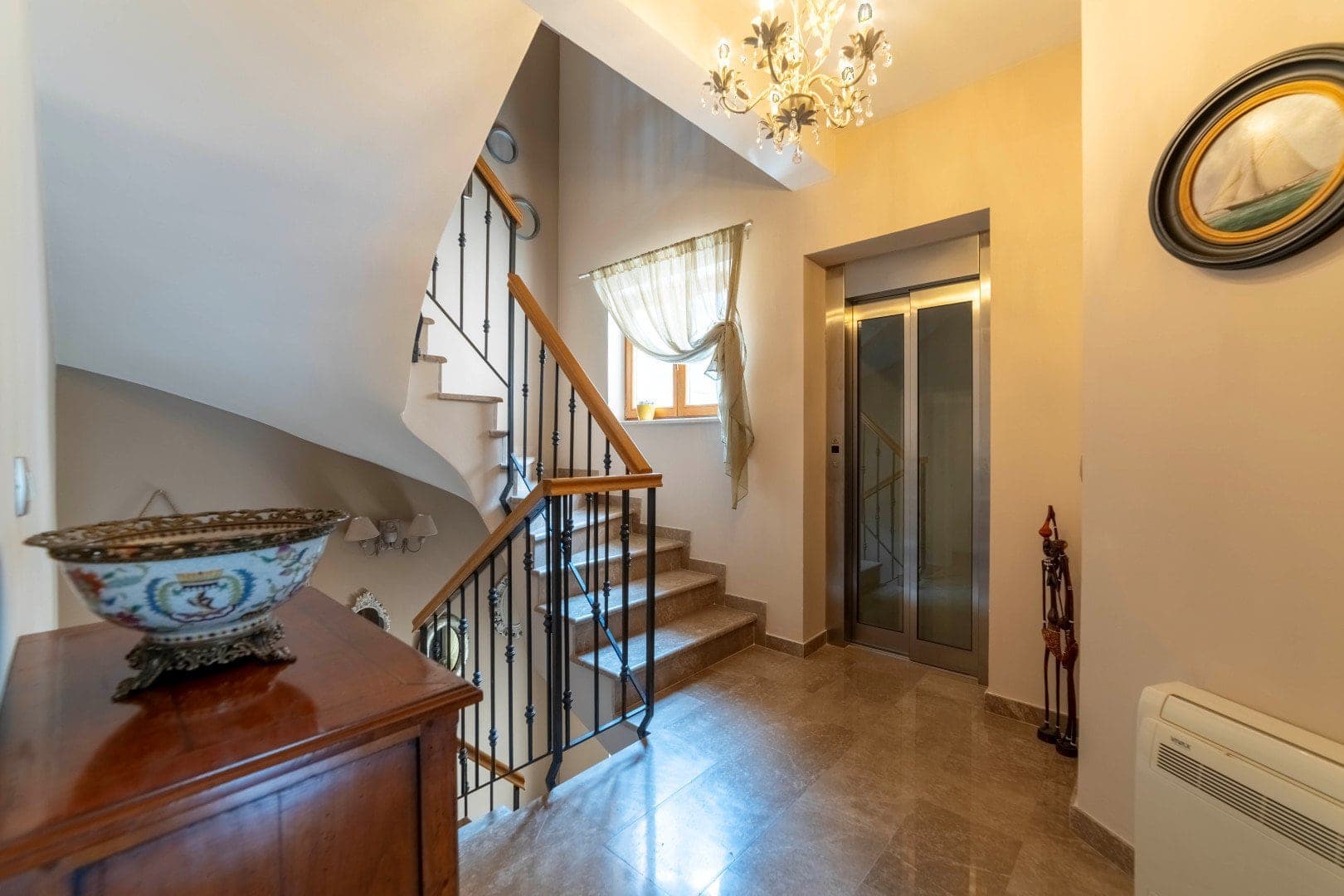 Villa Nautilus, Kotor, Dobrota — photo 15 of 34