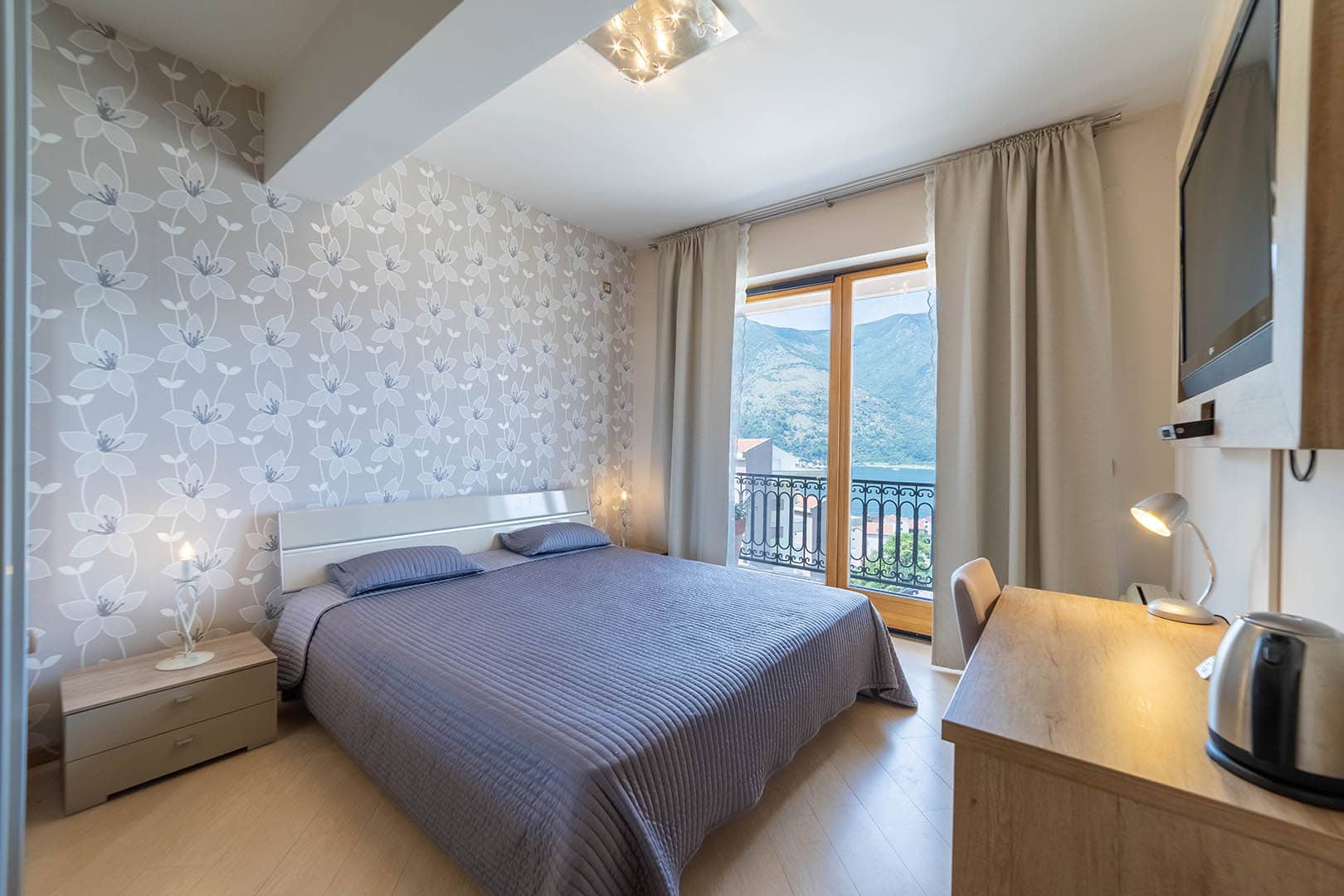 Villa Nautilus, Kotor, Dobrota — photo 19 of 34