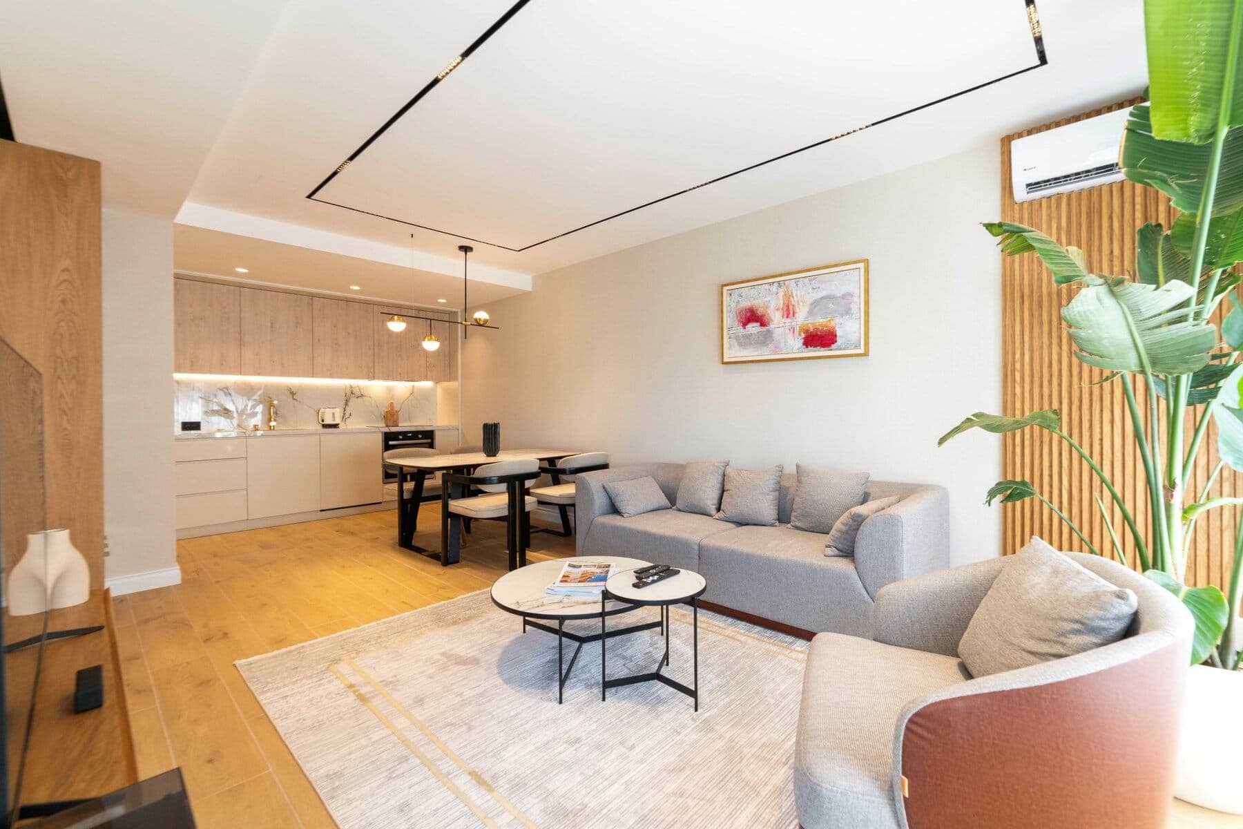 Kiralık Modern 3bdr Daire, Tivat, Donja Lastva — 17 fotoğraftan 5.