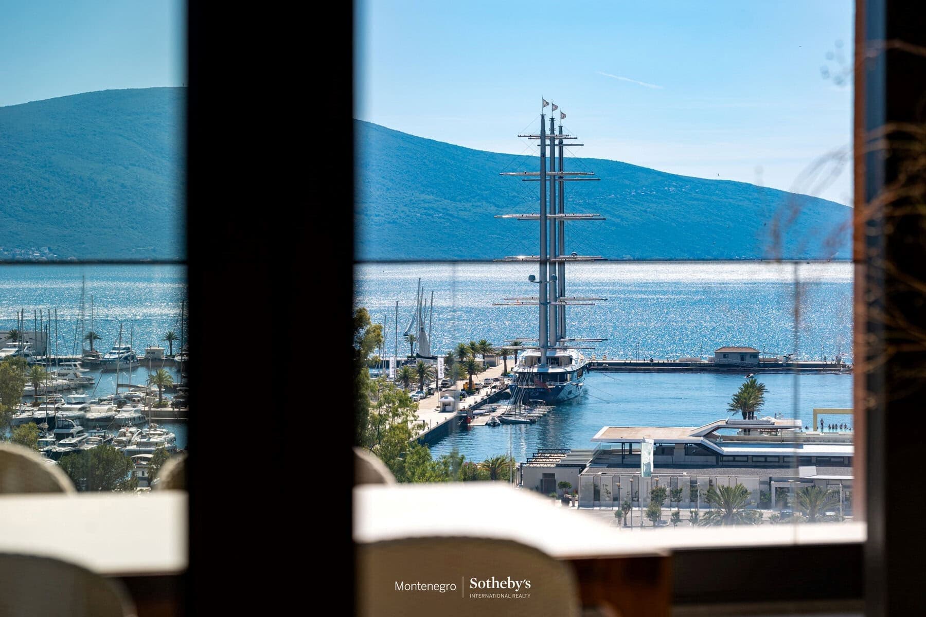 Dupleks penthaus Alba, Boka Place, Tivat, Porto Montenegro — fotografija 14 od 20