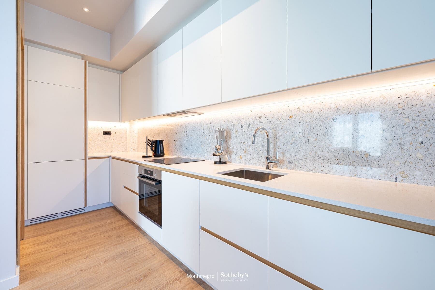 Dupleks penthaus Alba, Boka Place, Tivat, Porto Montenegro — fotografija 5 od 20